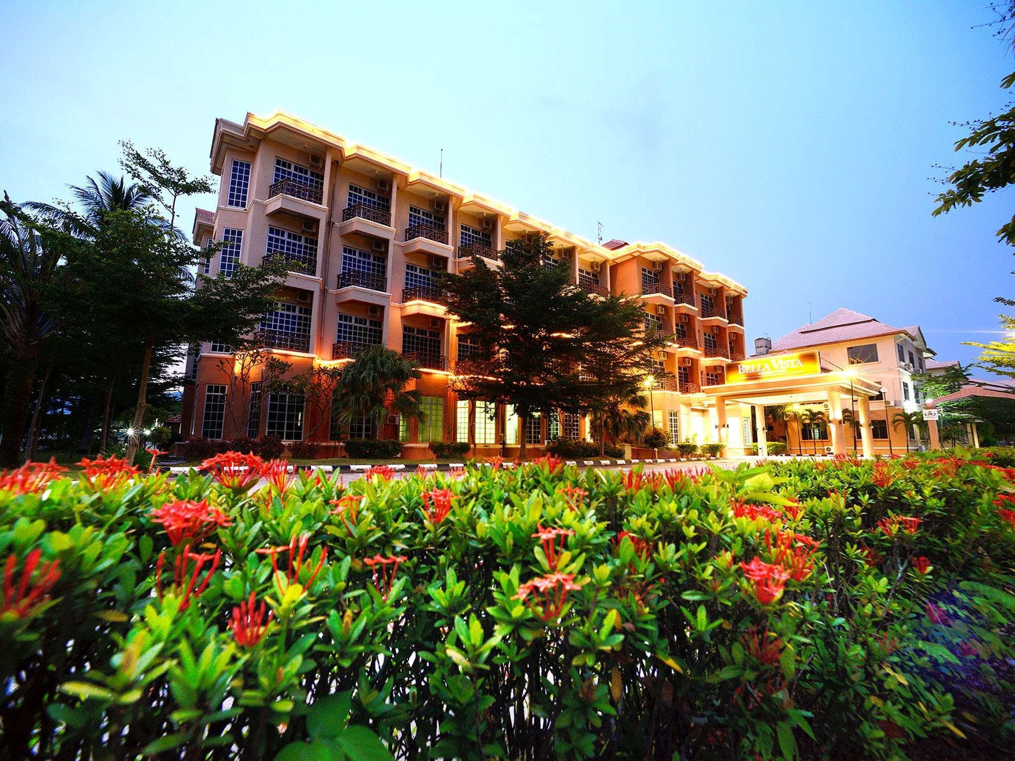 Bella Vista Express Hotel Pantai Cenang  Εξωτερικό φωτογραφία