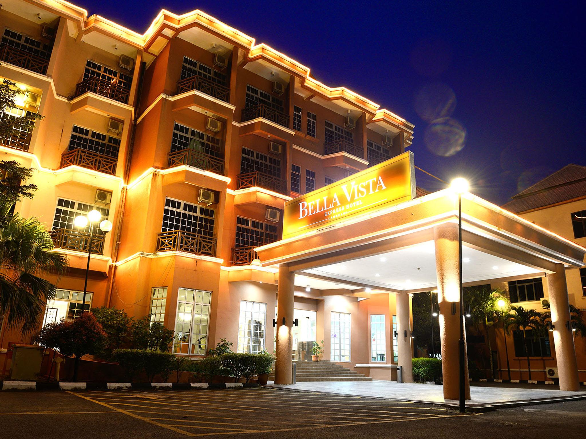 Bella Vista Express Hotel Pantai Cenang  Εξωτερικό φωτογραφία
