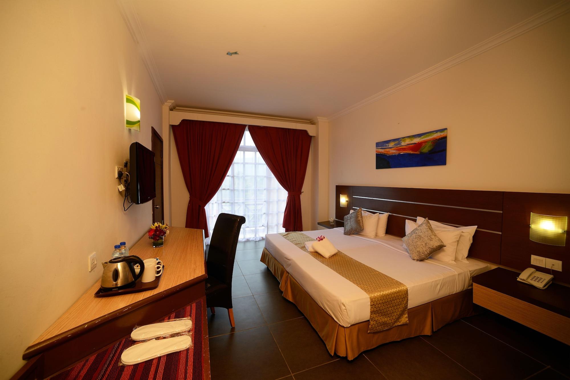 Bella Vista Express Hotel Pantai Cenang  Εξωτερικό φωτογραφία