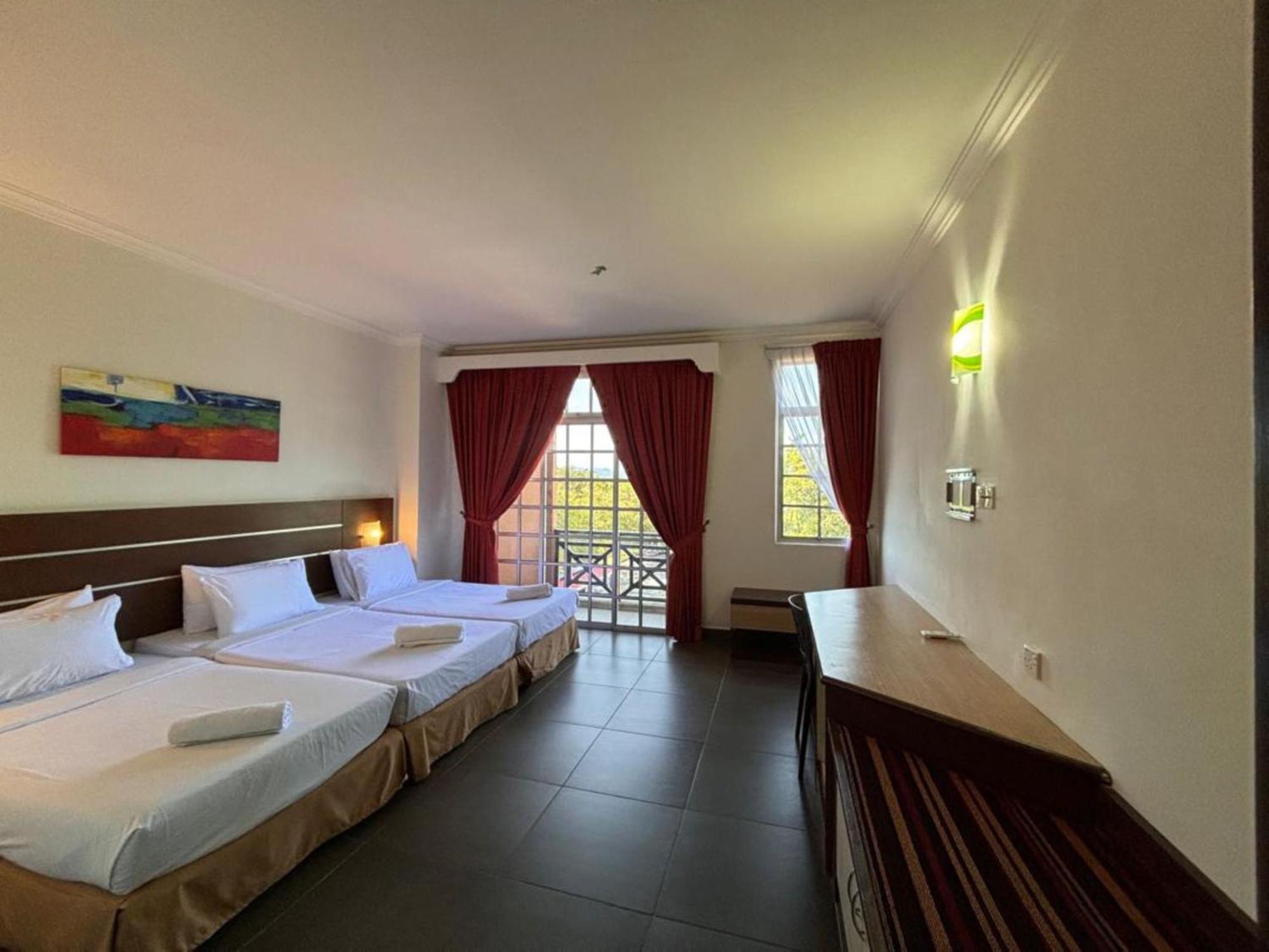 Bella Vista Express Hotel Pantai Cenang  Εξωτερικό φωτογραφία
