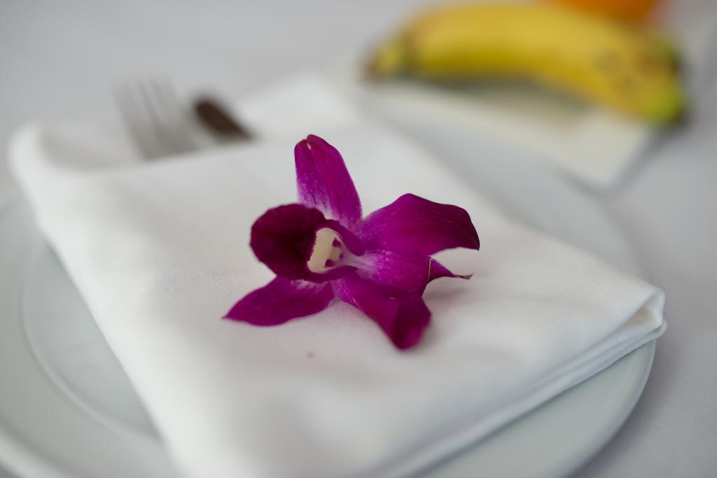 Bella Vista Express Hotel Pantai Cenang  Εξωτερικό φωτογραφία
