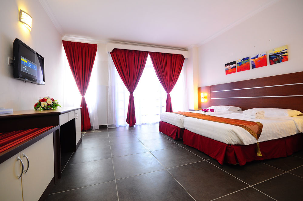 Bella Vista Express Hotel Pantai Cenang  Εξωτερικό φωτογραφία
